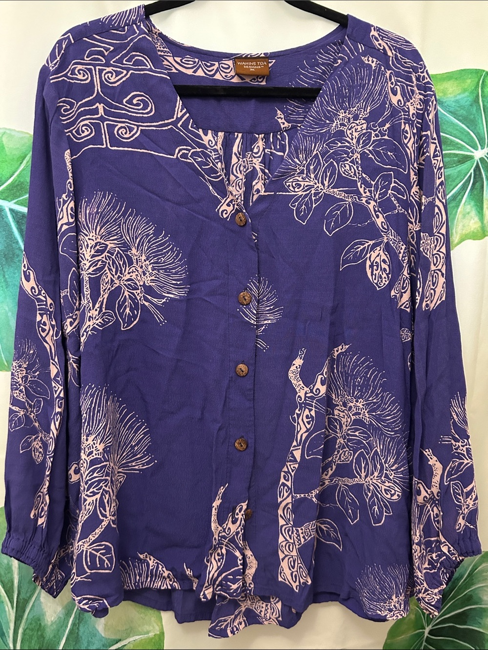 Wahine Toa Women's Purple lehua Print Button-Front Top